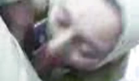 미셸 르는 젊은 남자 마르티네즈고 싶어 fuck